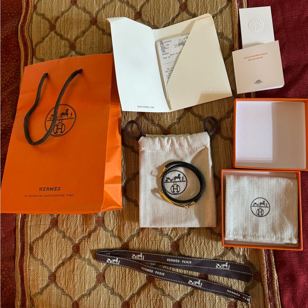 HERMES ROULIS DOUBLE TOUR BRACELET-Black